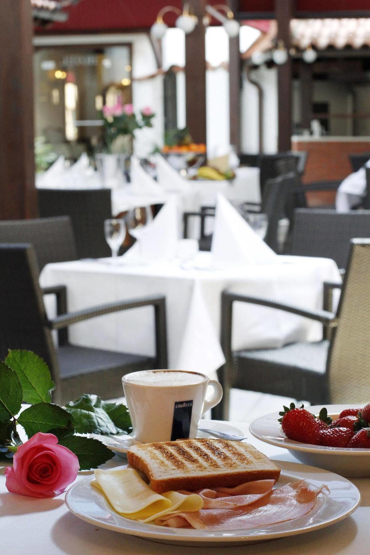 Hotel Parco Di Schoenbrunn Vienna City Kültér fotó